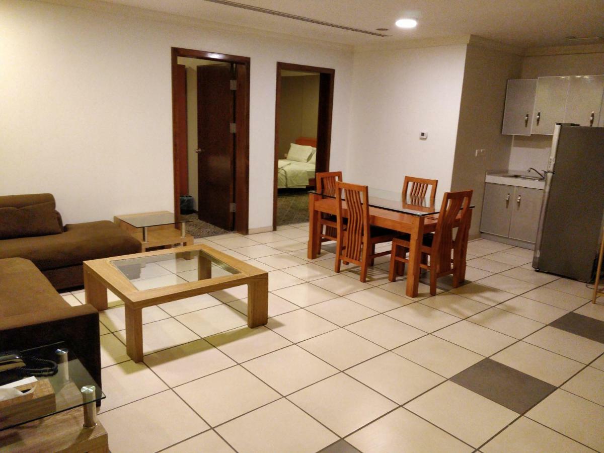 Tanal Serviced Apartments Al Khobar Exterior foto